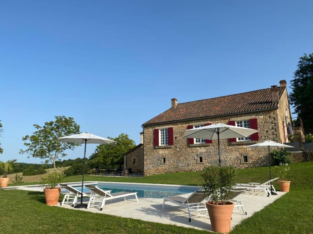 Domaine De Cazal - Gite 2 Pers Avec Piscine Au Coeur De 26 Hectares De Nature Preservee Villa Saint-Cyprien  Exterior photo